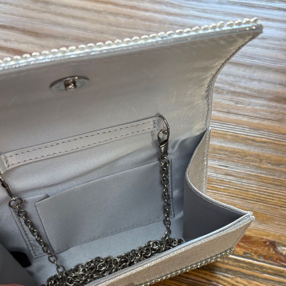 Sparkling Silver Rhinestone Clutch - Picture 7 of 11